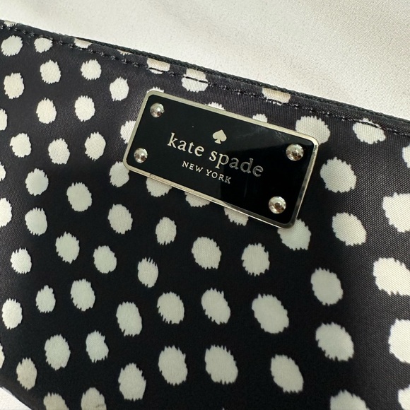 Kate spade polka dot backpack with matching wallet. - Picture 4 of 7